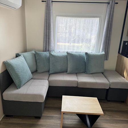 Mobilhome Camping Le Bosc Saint-Cyprien  Exteriér fotografie