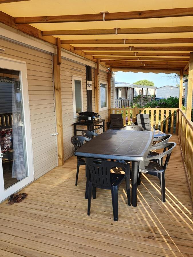 Mobilhome Camping Le Bosc Saint-Cyprien  Exteriér fotografie